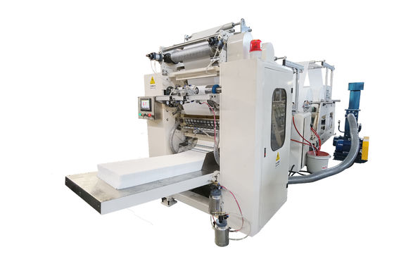 Çift Katmanlı 10000w CE Tek Renkli Yüz Mendil Kağıt Yapma Makinesi
